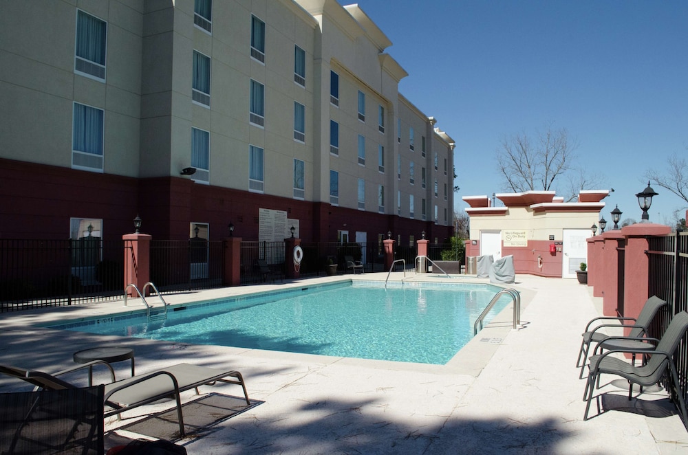 Hampton Inn Thomson 1/59