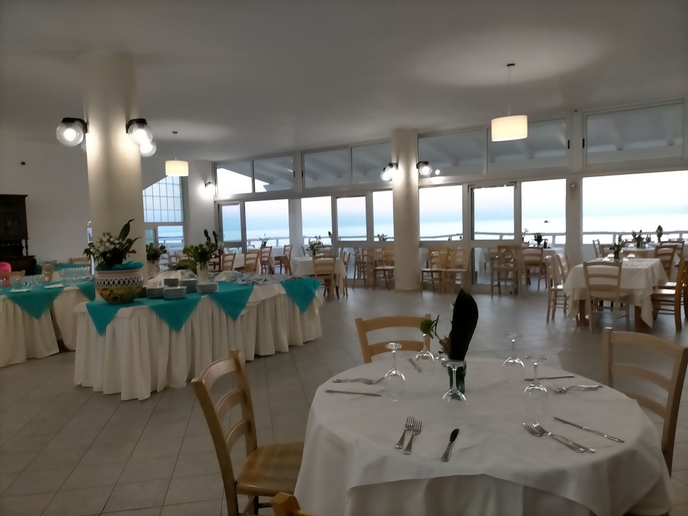 Villaggio Hotel Agrumeto 8/15