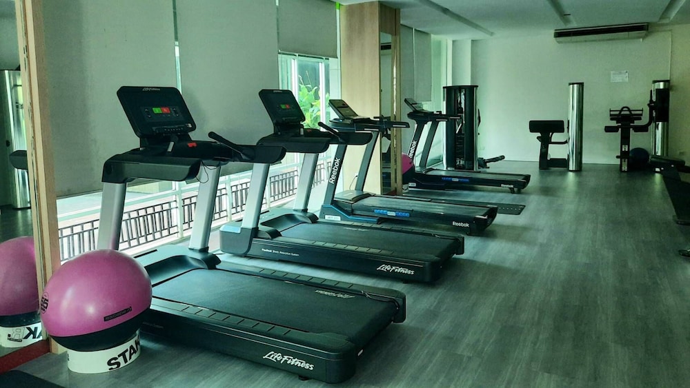 J. Park Hotel 35/62