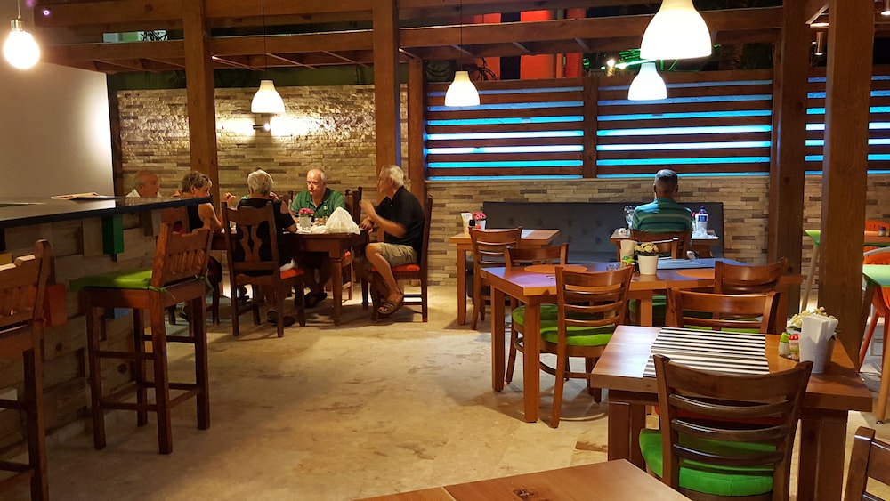 Casa Valeria Boutique Hotel 34/50
