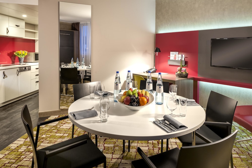 Dorint Airport Hotel Zurich 58/76