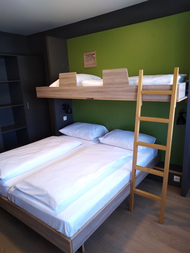 Jufa Hotel Graz-Sud 12/40