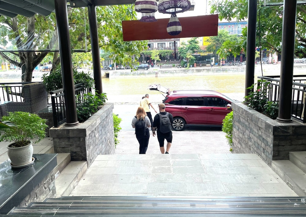 River Suites Hoi An Hotel 11/73