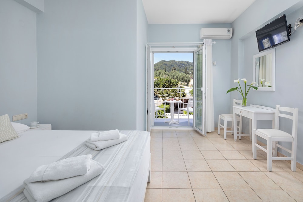 Bella Vista hotel & studios Corfu 33/72