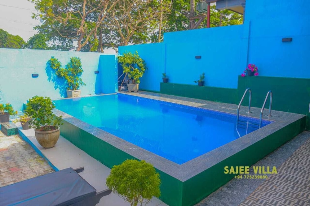 Sajee Villa 28/50