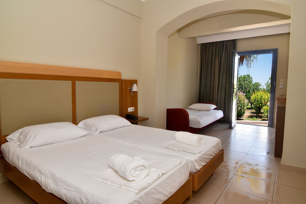 Hermes Hotel Kos 7/35