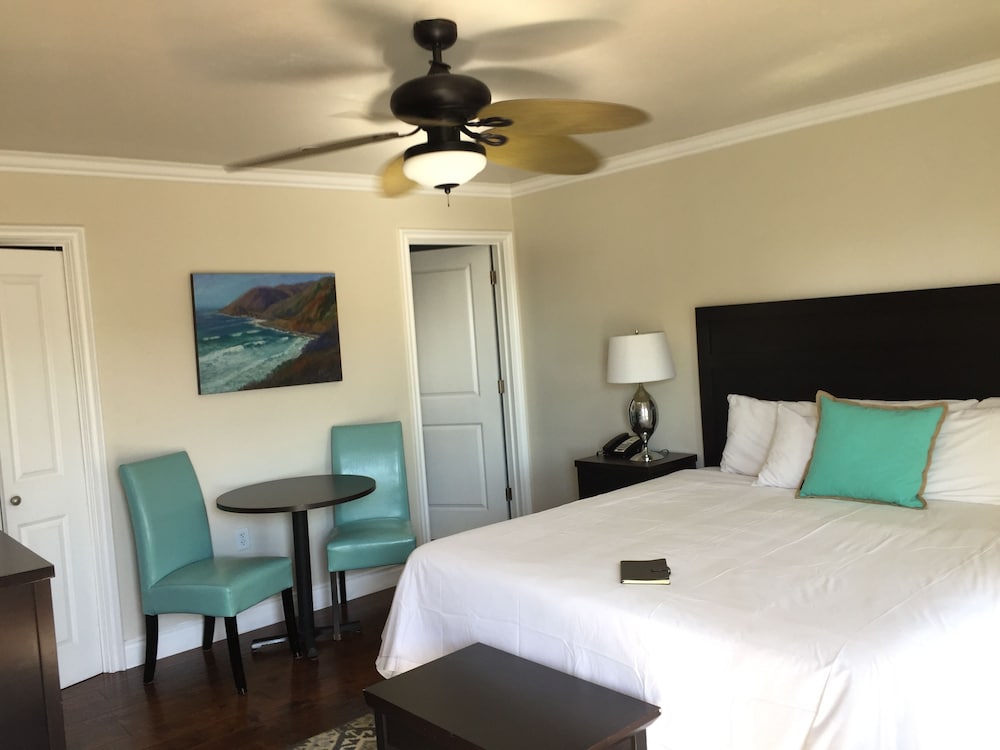 Beach Bungalow Inn and Suites 17/67