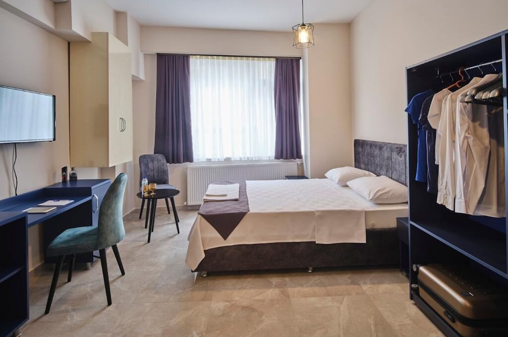 Mini Suite Otel 25/50
