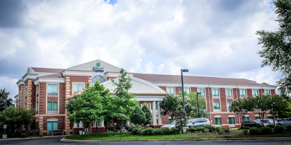 Holiday Inn Express Hotel And Suites Memphis Germantown 4/69