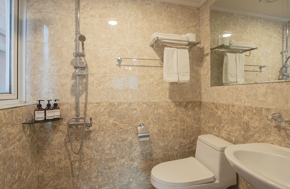 J2 Family Hotel Jeju 32/32