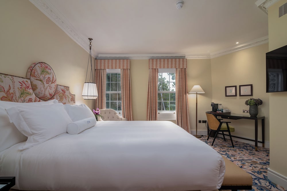 Superior, King Bed, Riverside