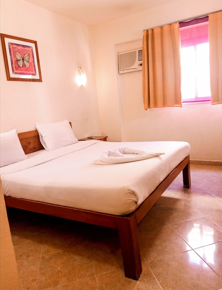 Golden Europe Hotel 7/40