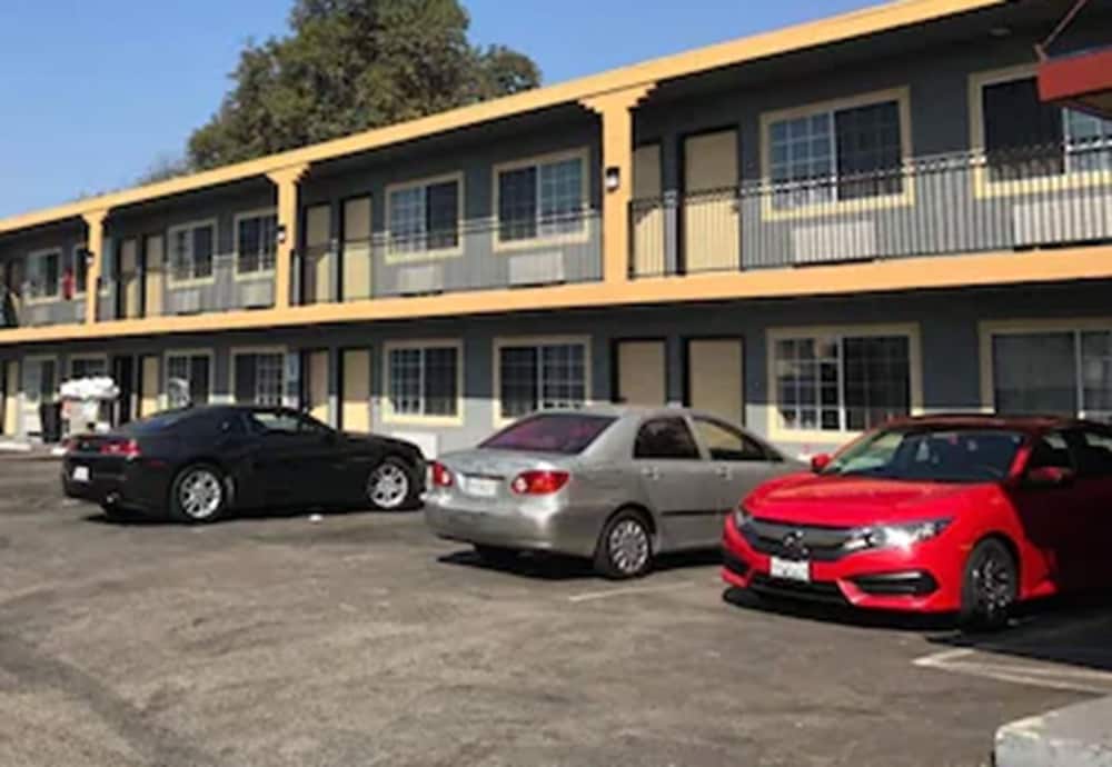American Inn Suites Lax Airport 57/64