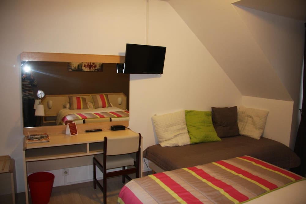 Brit Hotel Cherbourg Octeville 27/43