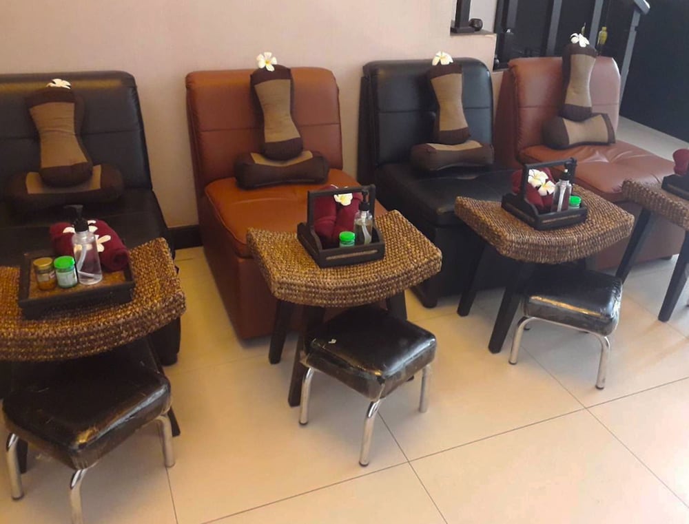 AUTHONG RESIDENCE PATTAYA 21/33