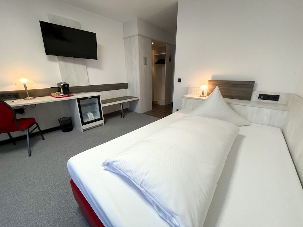 Brenner Hotel Diekmann 3/41