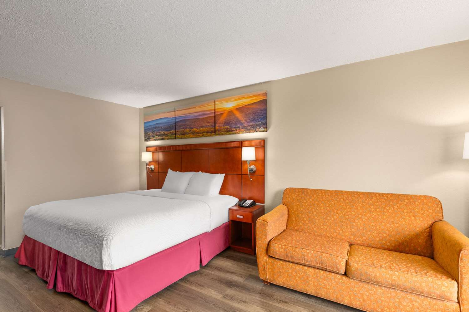 Days Inn by Wyndham Knoxville East 9/31