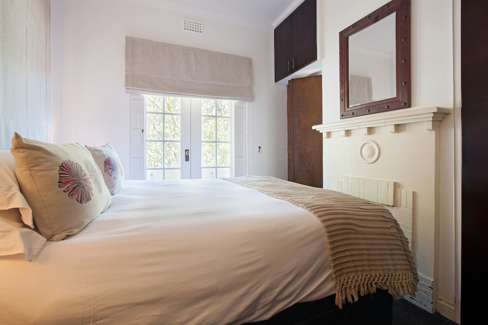 Maartens Guesthouse 12/37