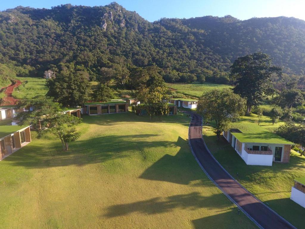 Curve 360 Hotel Khaoyai 53/69