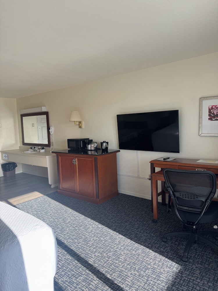 Bayview Inn 31/45