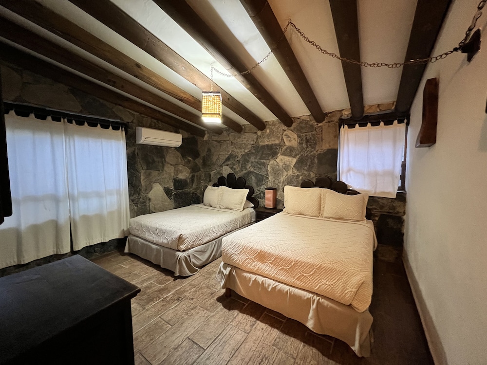 Hotel Chipinque 20/61
