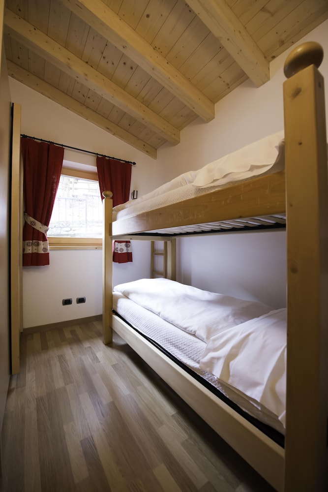 Chalet Elena 6/44