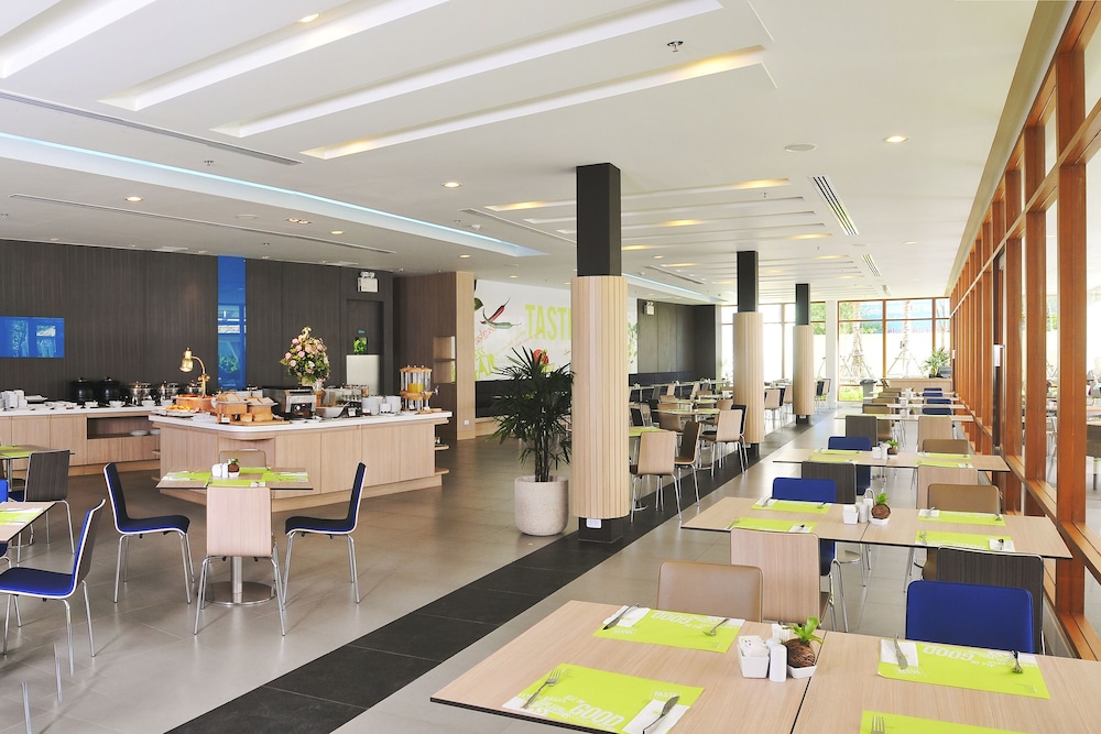 ibis Phuket Kata 26/49