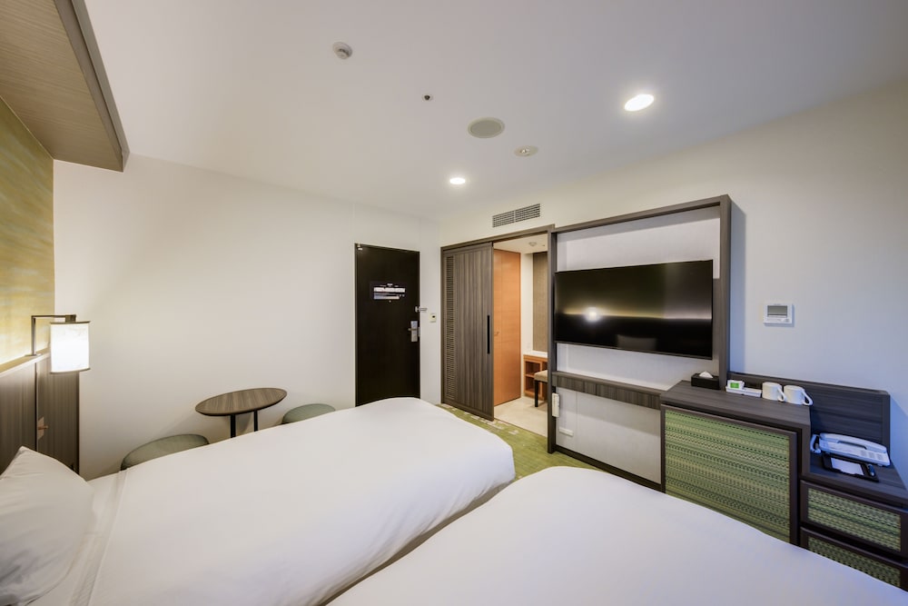 Room, Twin Beds, Comfort Floor