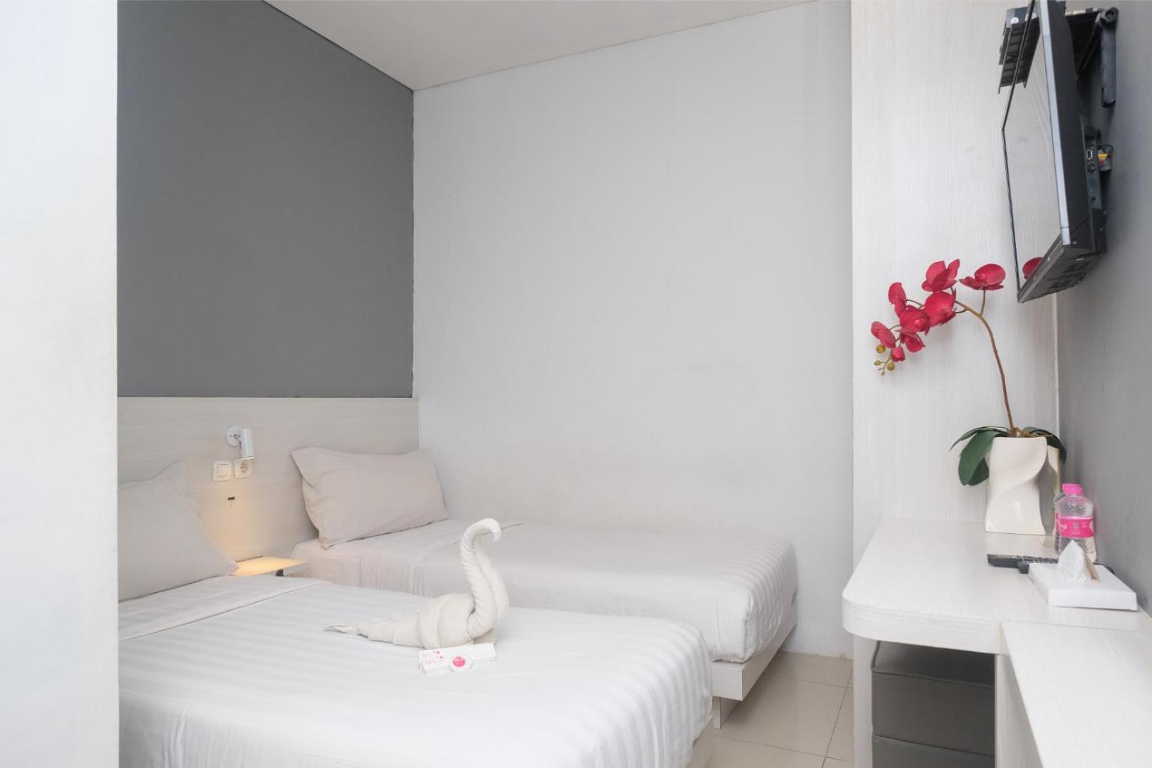 Red Orchid Semarang 18/48