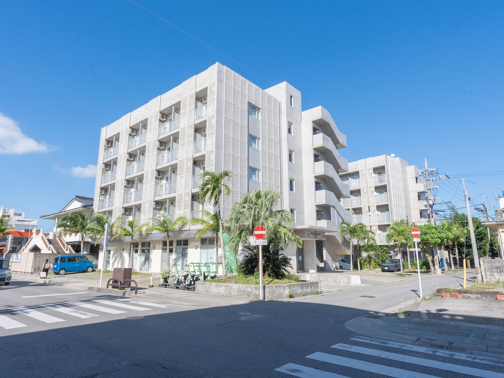 The Breakfast Hotel Porto Ishigaki 66/74