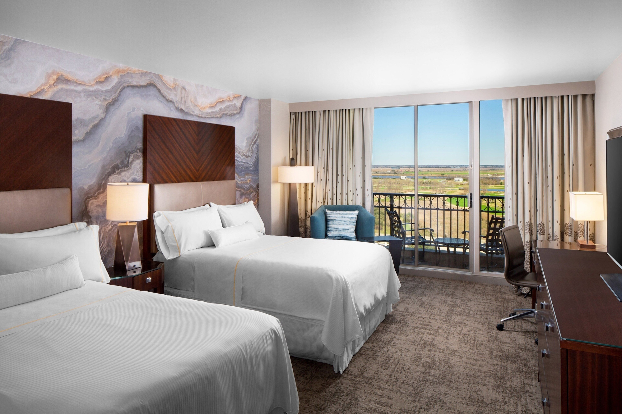Room, 2 Double Beds, Golf Course View, Balcony