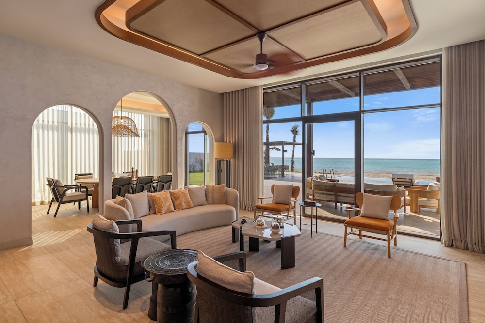 ريكسوس مورجانا(Rixos Murjana) 18/48
