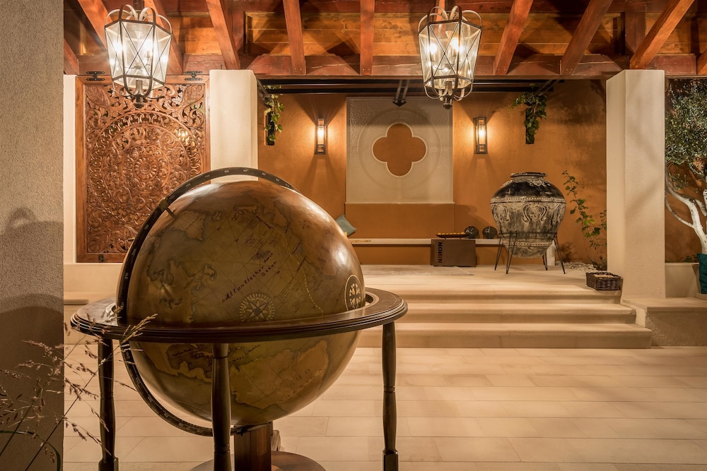 Ninon - Design B&B - Adults Only 6/50