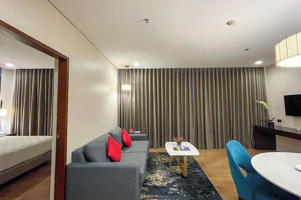 Summit Ridge Tagaytay 50/74