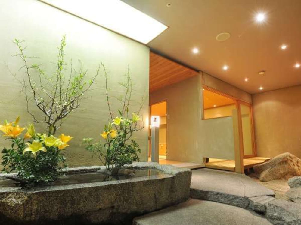 Fukuyama New Castle Hotel 26/50