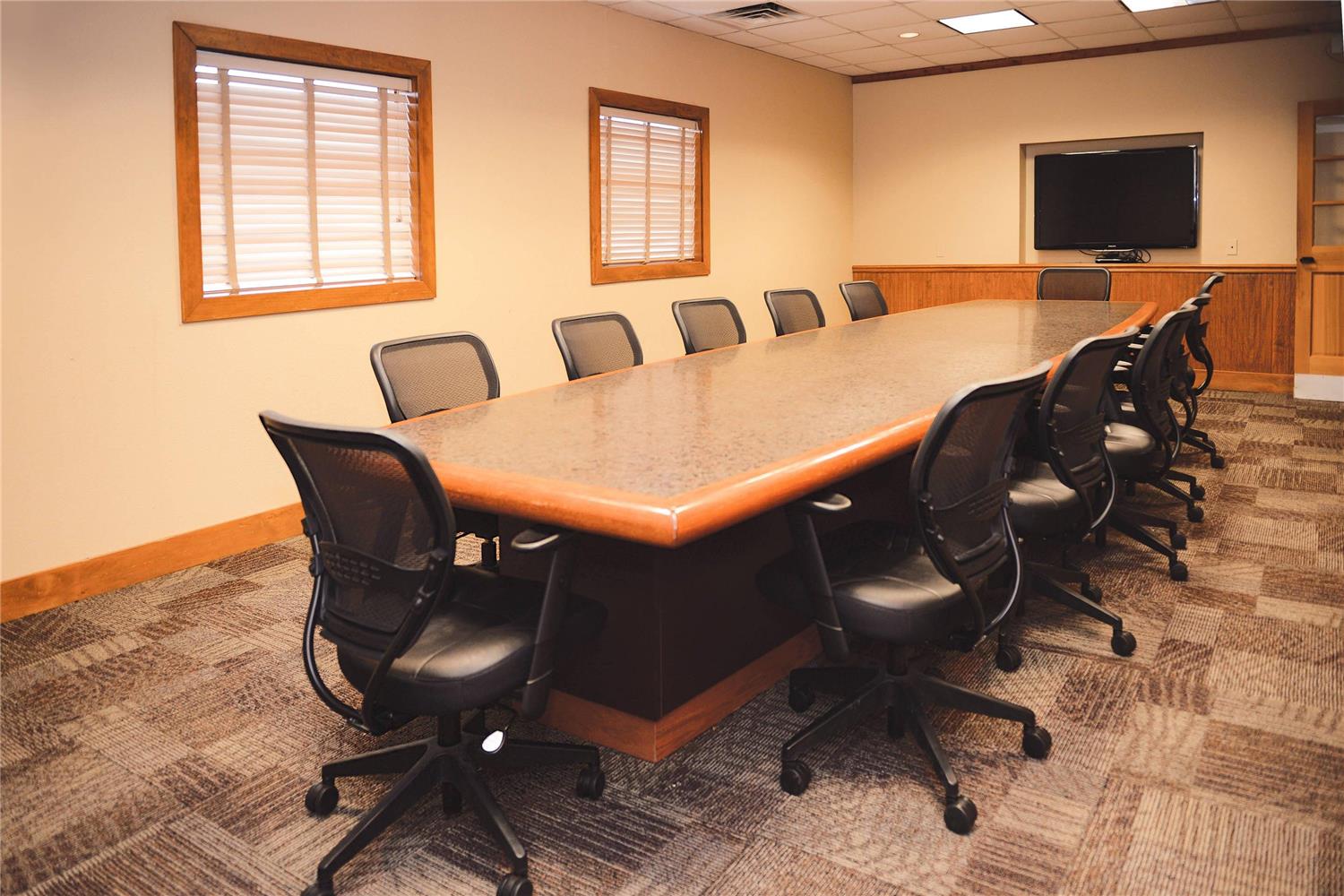 Quality Inn and Suites Ames Conference Center Near ISU Campus 36/48