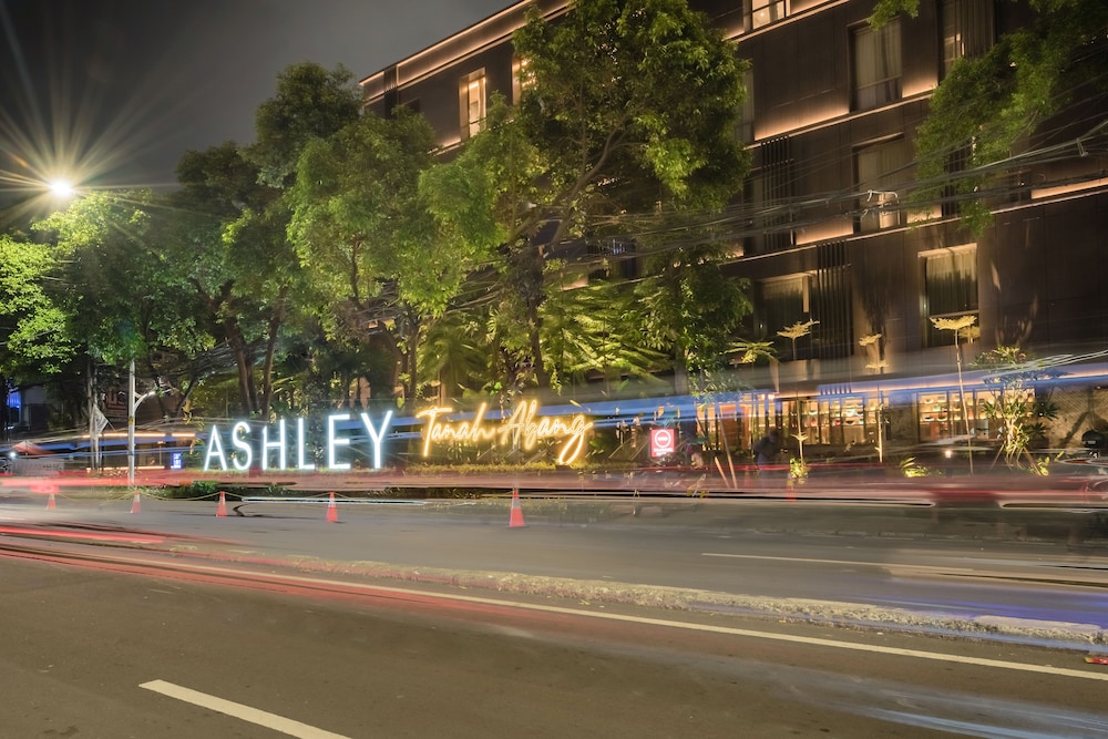 Ashley Tanah Abang 26/37
