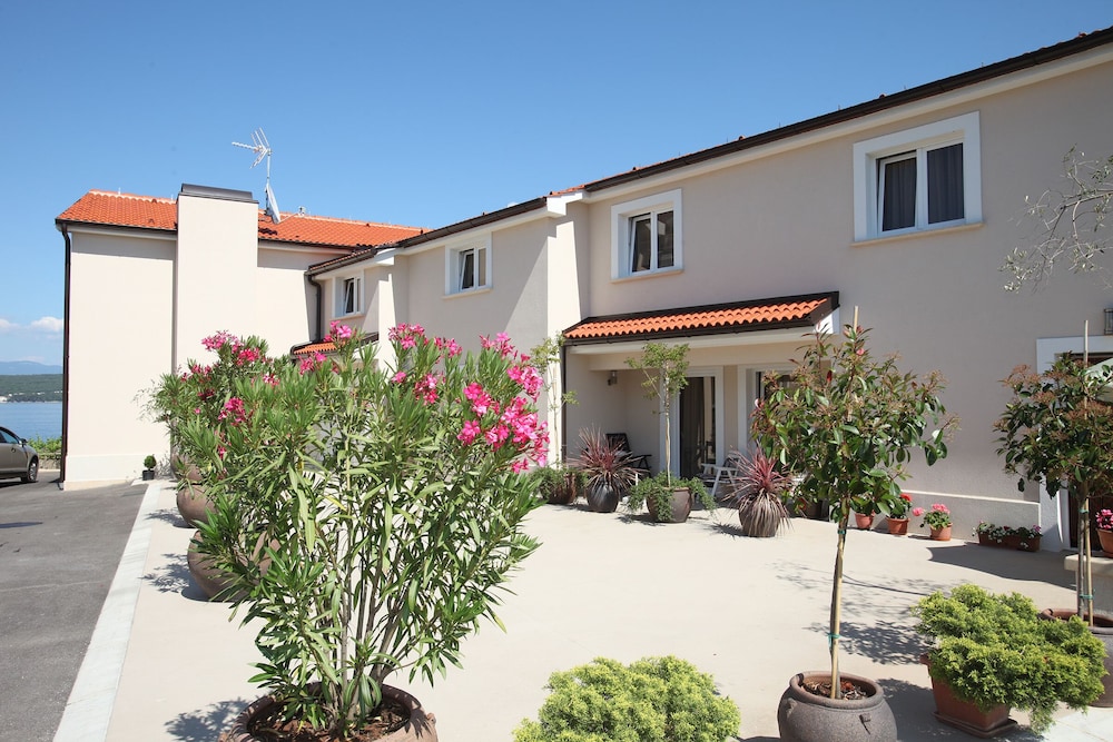 Hotel Villa Margaret 38/50