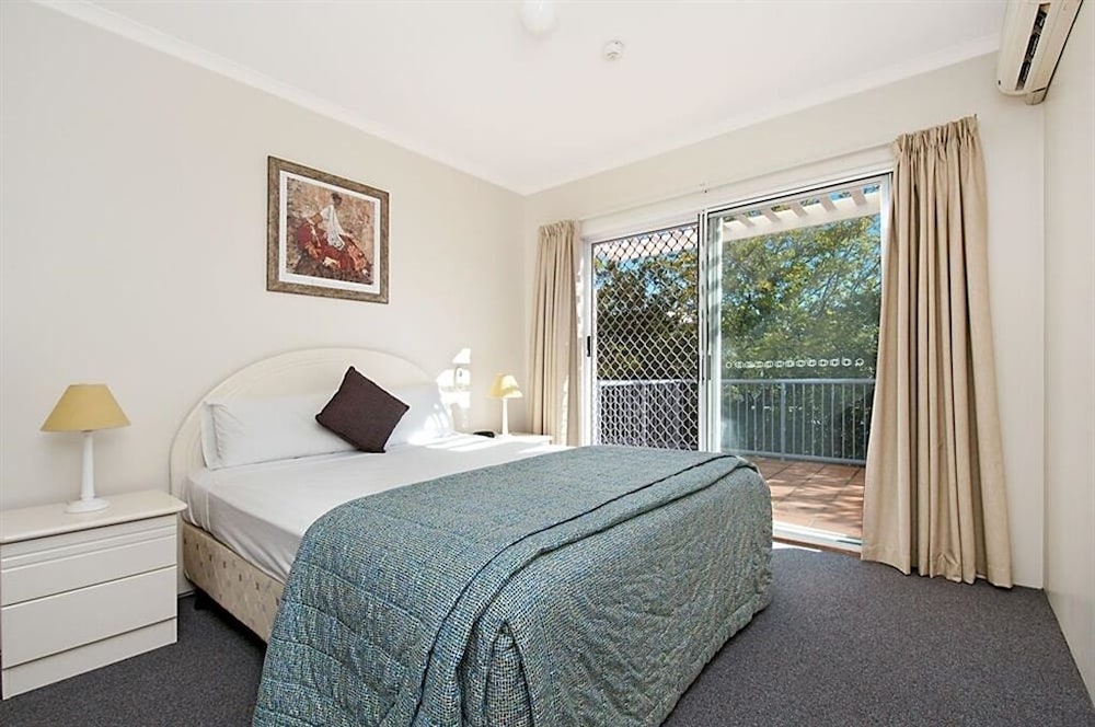1 BEDROOM, APARTMENT