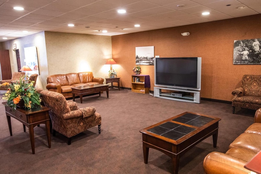 Sophie Station Suites 19/32