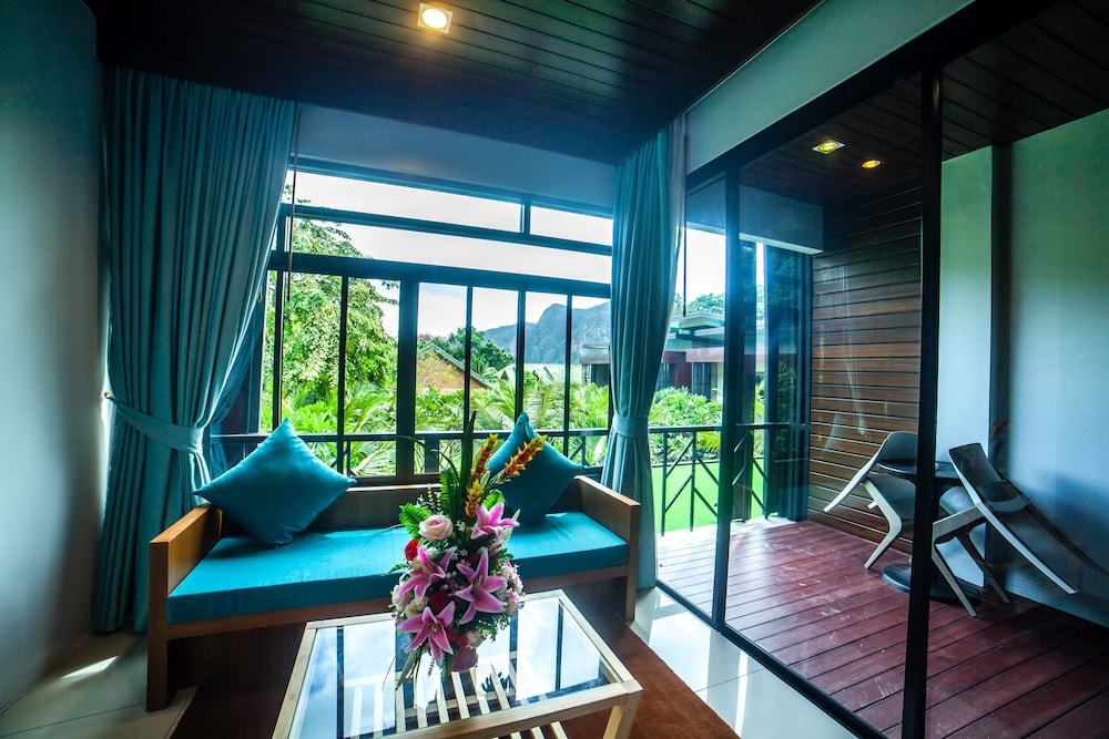 Chaokoh Phiphi Hotel Resort 30/50