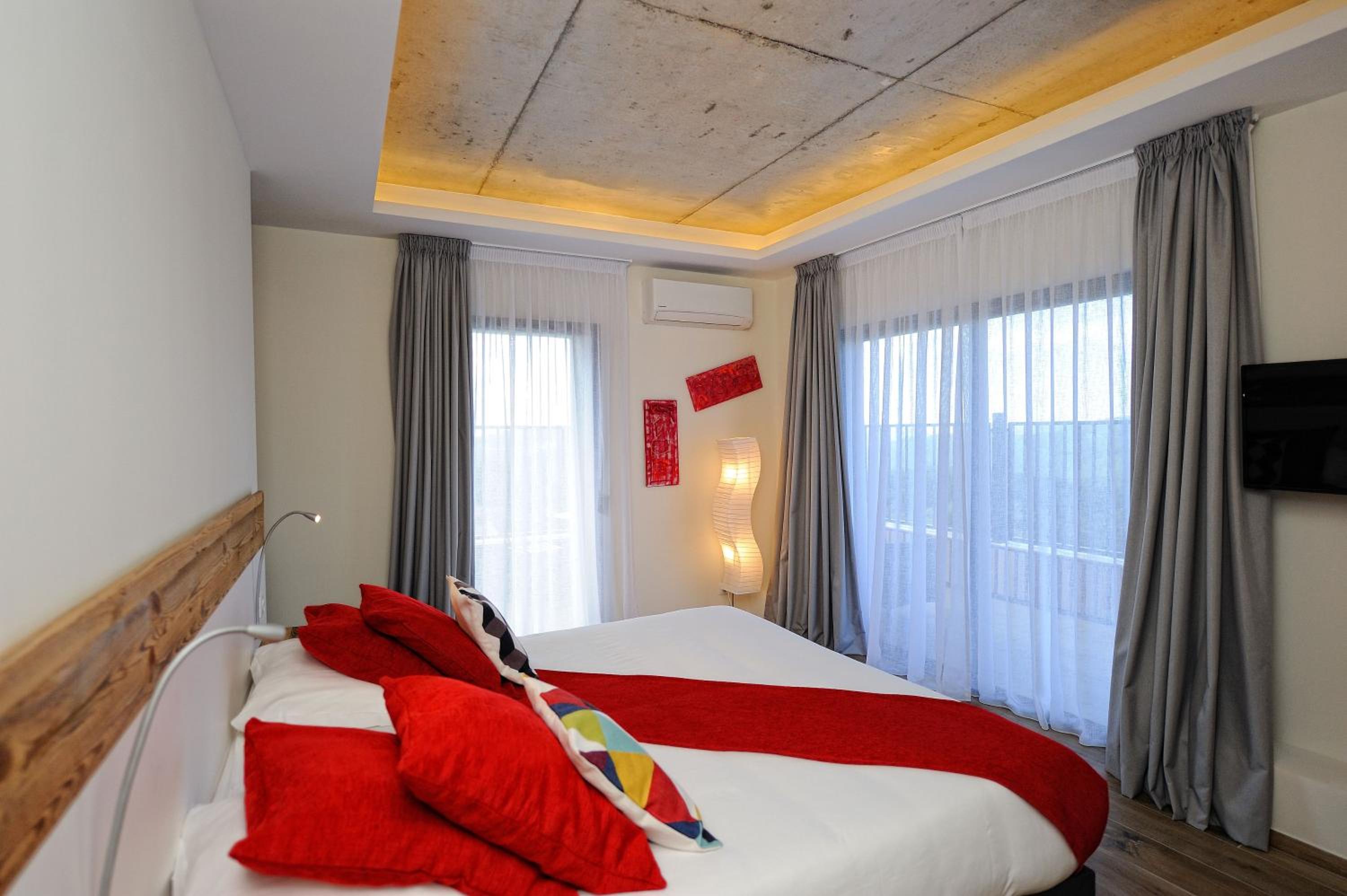 Hotel Le Tourisme 44/63