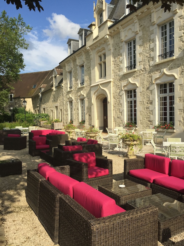 CHATEAU DE FERE HOTEL 45/50