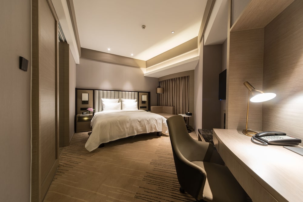 RAYFONT HOTEL CHENGDU 12/30