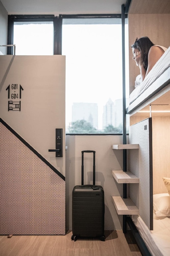 Atlas Guesthouse & Backpackers 32/50