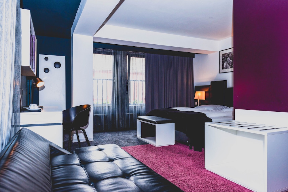 Hotel Bliss Frankfurt 36/63