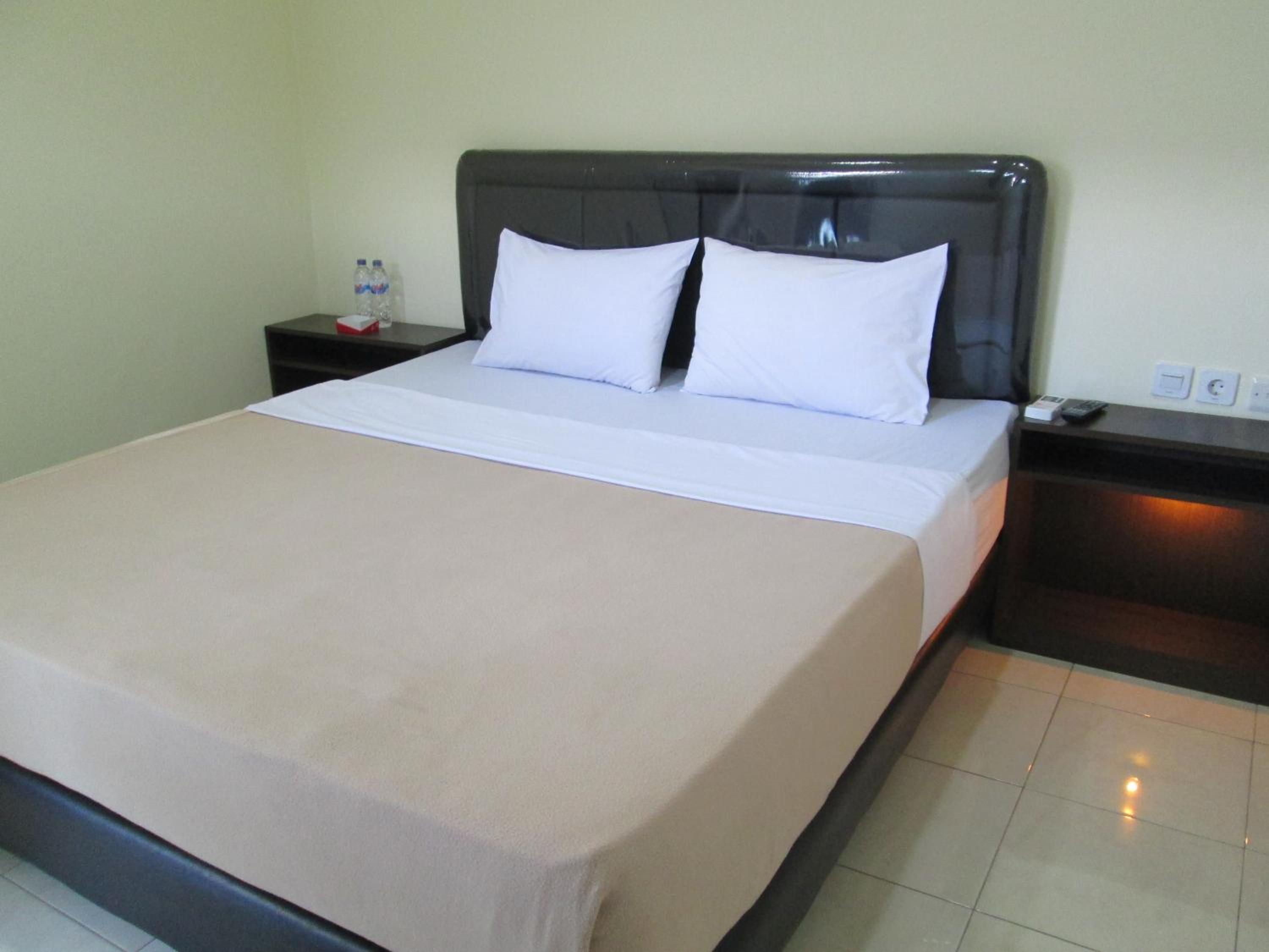 Mahkota Hotel 23/56