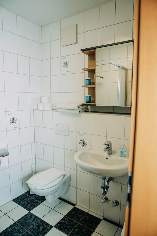 Waldpension Jagerstüberl 48/50