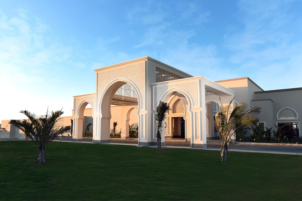 Steigenberger Resort Alaya Marsa Alam Red Sea (+16) 63/67