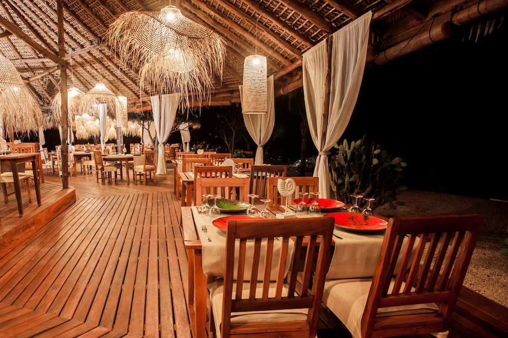 Antsanitia Resort 52/64